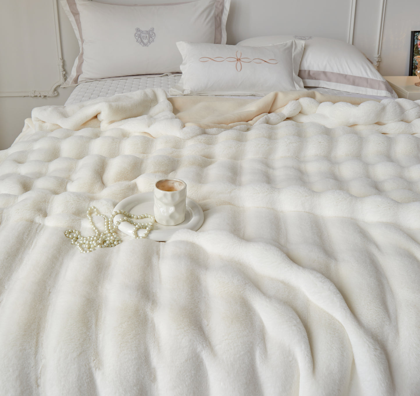 超柔超软仿兔毛绒毛毯 Fluffy Faux Rabbit Fleece Blanket