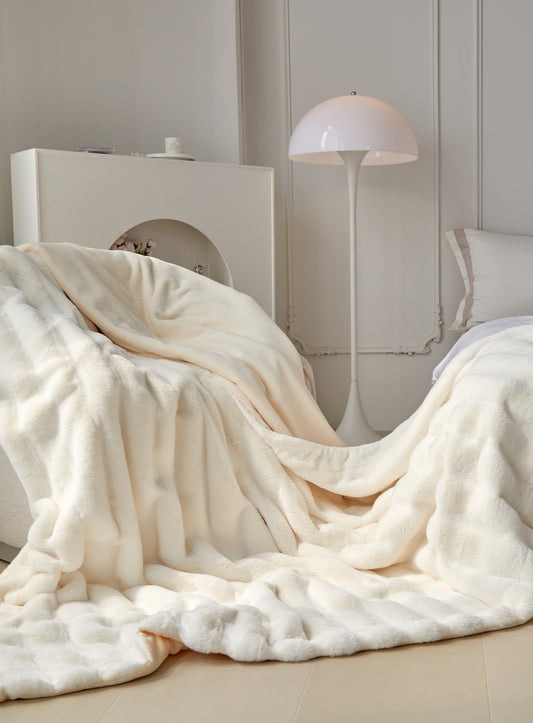 超柔超软仿兔毛绒毛毯 Fluffy Faux Rabbit Fleece Blanket